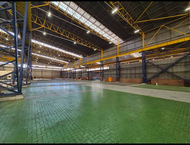 3,240M² FACTORY TO LET IN ROODEKOP